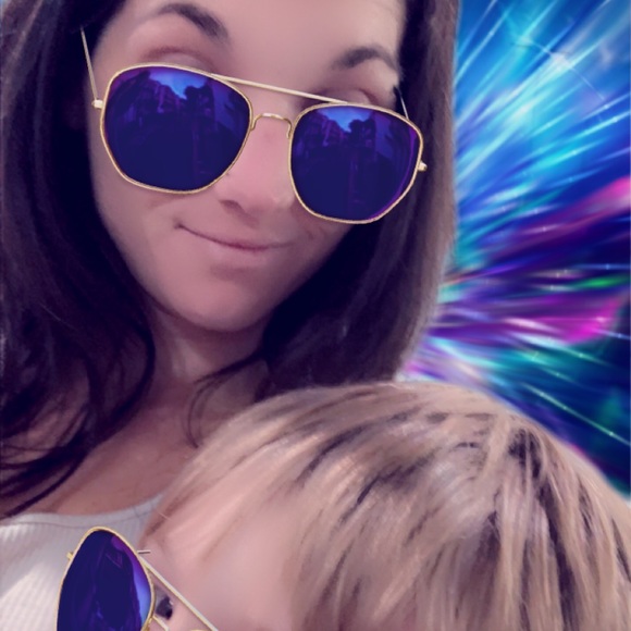 Meet your Posher, Paige - Picture 7 of 7